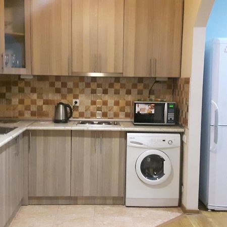 Apartment On Aleksandr Pushkin Street Tbilisi Værelse billede