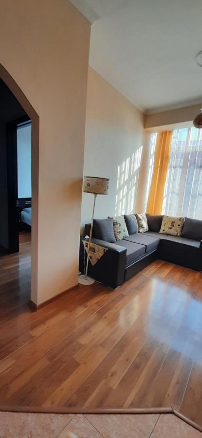 Apartment On Aleksandr Pushkin Street Tbilisi Eksteriør billede