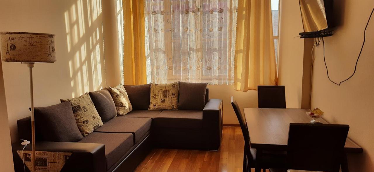 Apartment On Aleksandr Pushkin Street Tbilisi Eksteriør billede