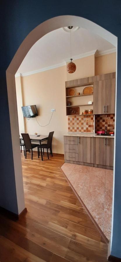 Apartment On Aleksandr Pushkin Street Tbilisi Eksteriør billede