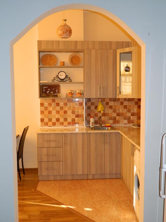 Apartment On Aleksandr Pushkin Street Tbilisi Eksteriør billede